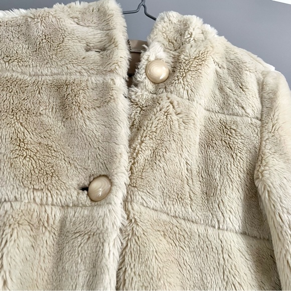 Faux fur coat - Picture 3 of 11